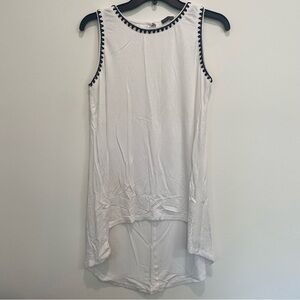 Vince Camuto White Sleeveless Top with Black Stiching